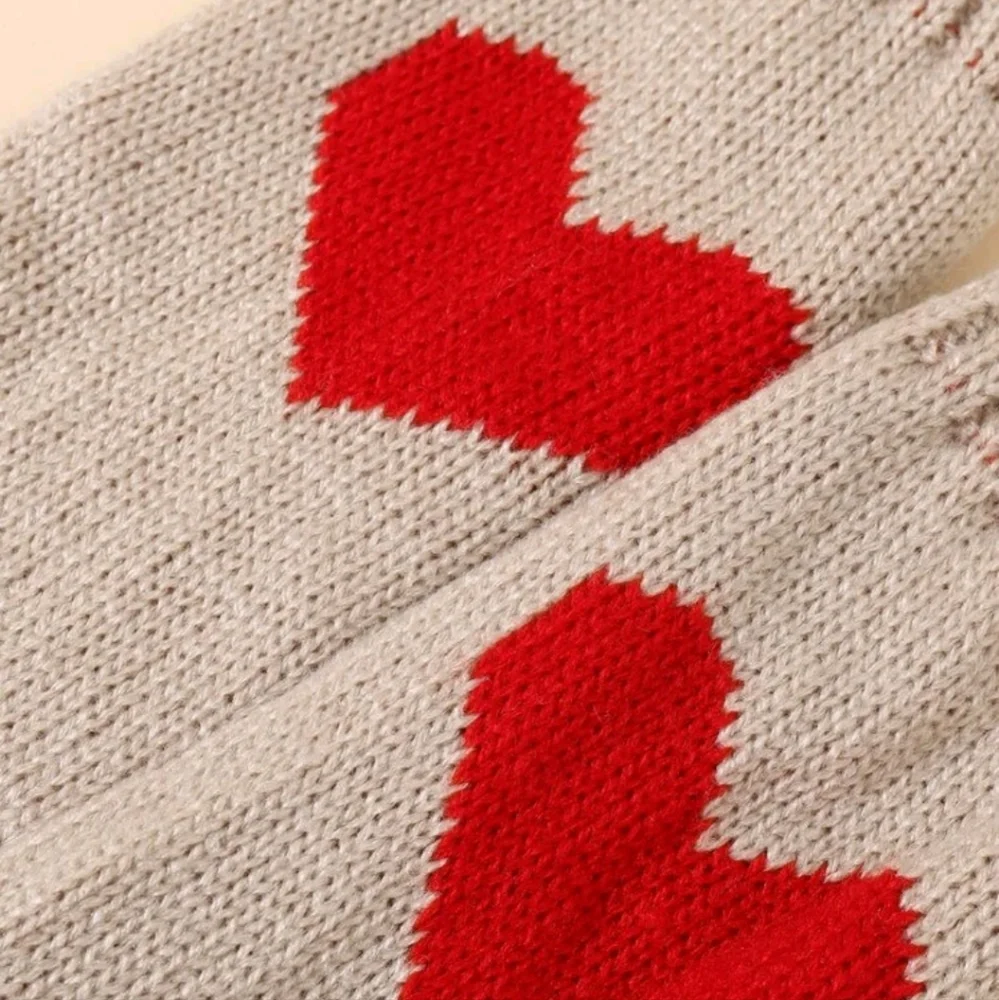 Fingerless Heart Gloves